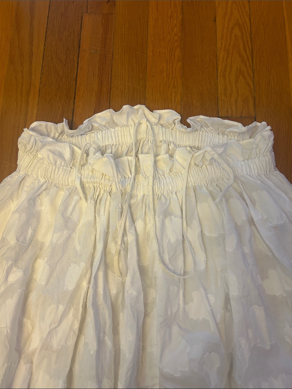 Wray medium white cloud print halter dress - Picture 8 of 12